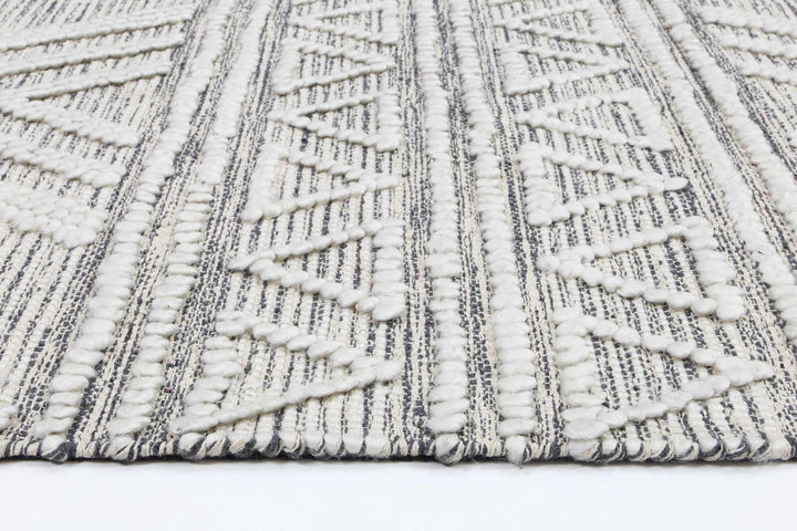 Braided Amara Transitional Abstract Rug Ivory - The Rugs