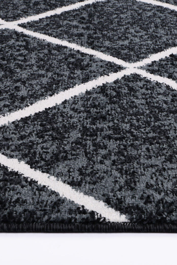 Layla Diamond Charcoal Rug - The Rugs