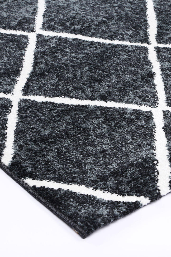 Layla Diamond Charcoal Rug - The Rugs