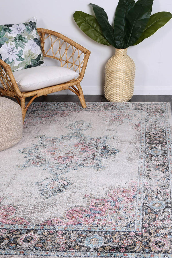 Clara Brentwood Transitional Cream Rug - The Rugs